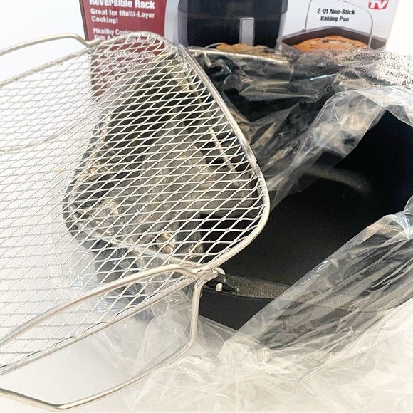 NuWave Brio Gourmet Accessory Kit Accessory Kit for 2 qt Air Fryer in Box Cook - Picture 2 of 8